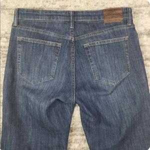 Lucky brand blue jeans